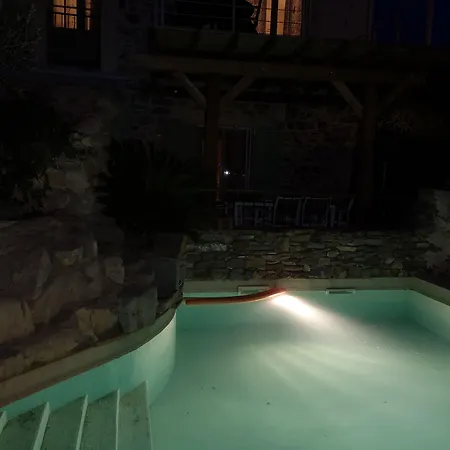 住宿加早餐酒店 L'ours Des Corbieres - D'hotes 3*