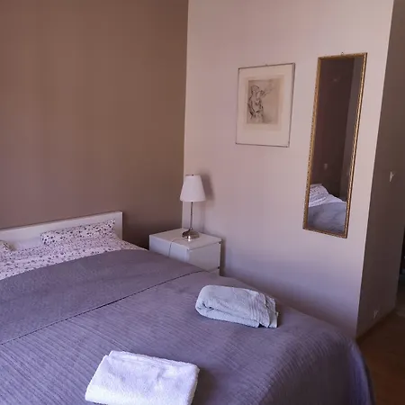 Bed and Breakfast L'ours Des Corbieres - D'hotes Servies-en-Val