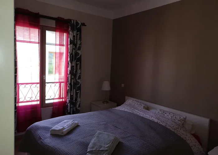 Bed & Breakfast L'ours Des Corbières - D'hôtes 3*